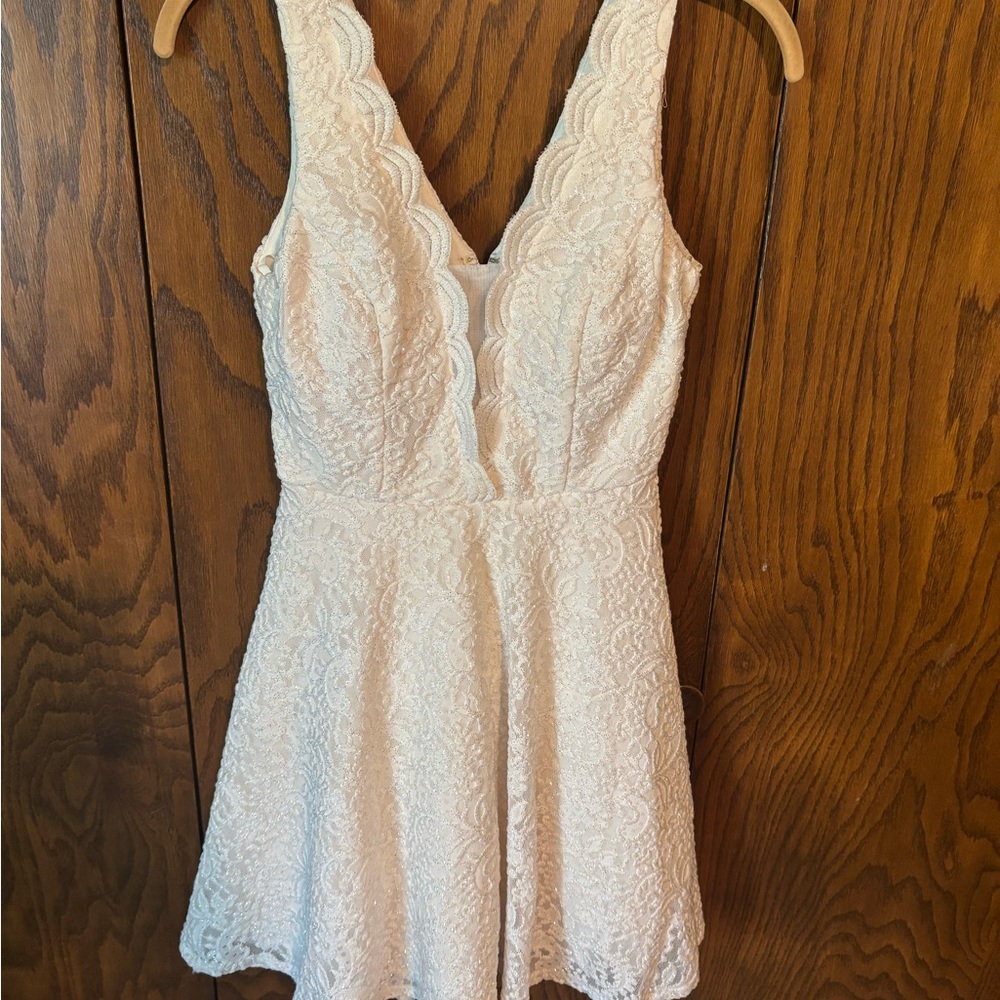 City Studios Elegant Lace Sleeveless Dress - white